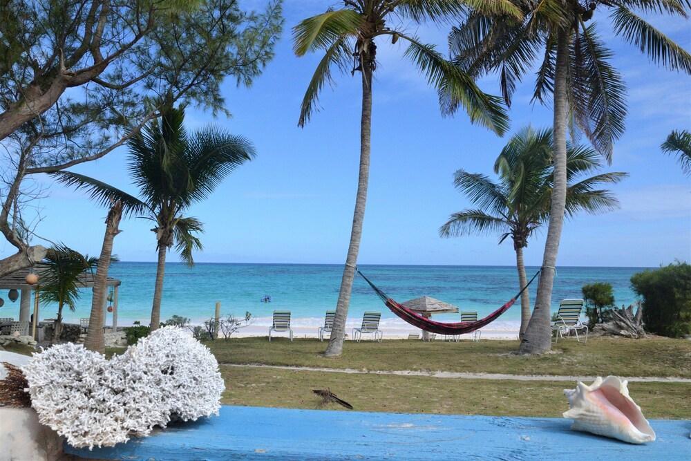 Greenwood Beach Resort Bailey Town  Exterior foto